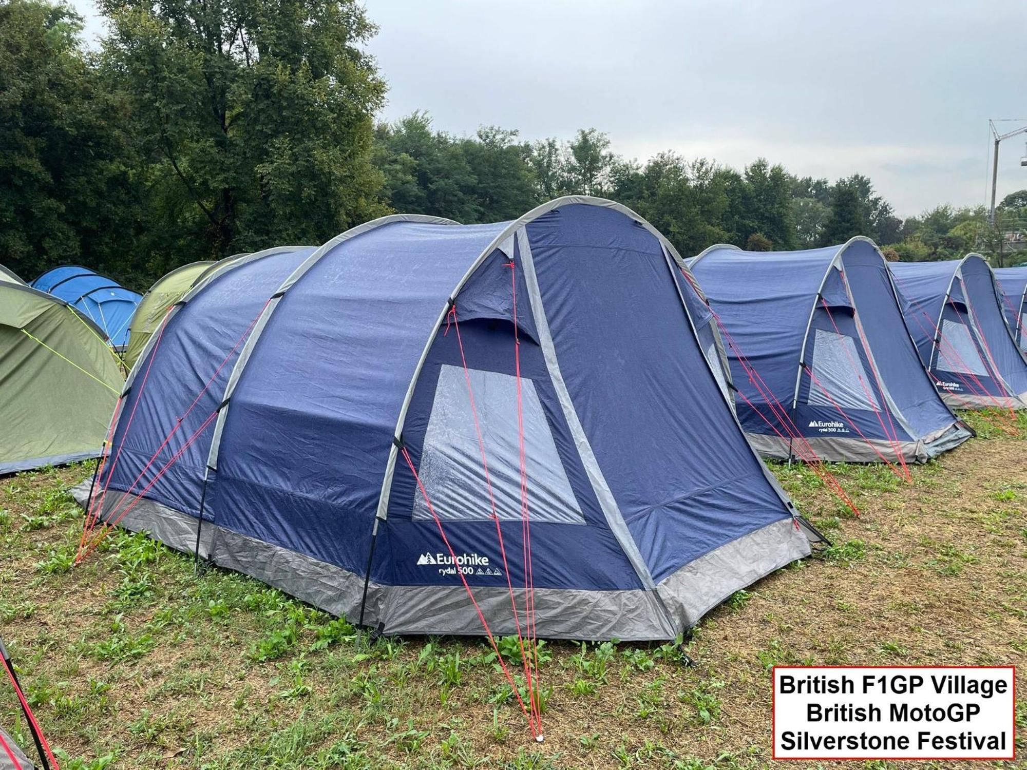 Silverstone Glamping And Pre-Pitched Camping With Intentsgp Room photo