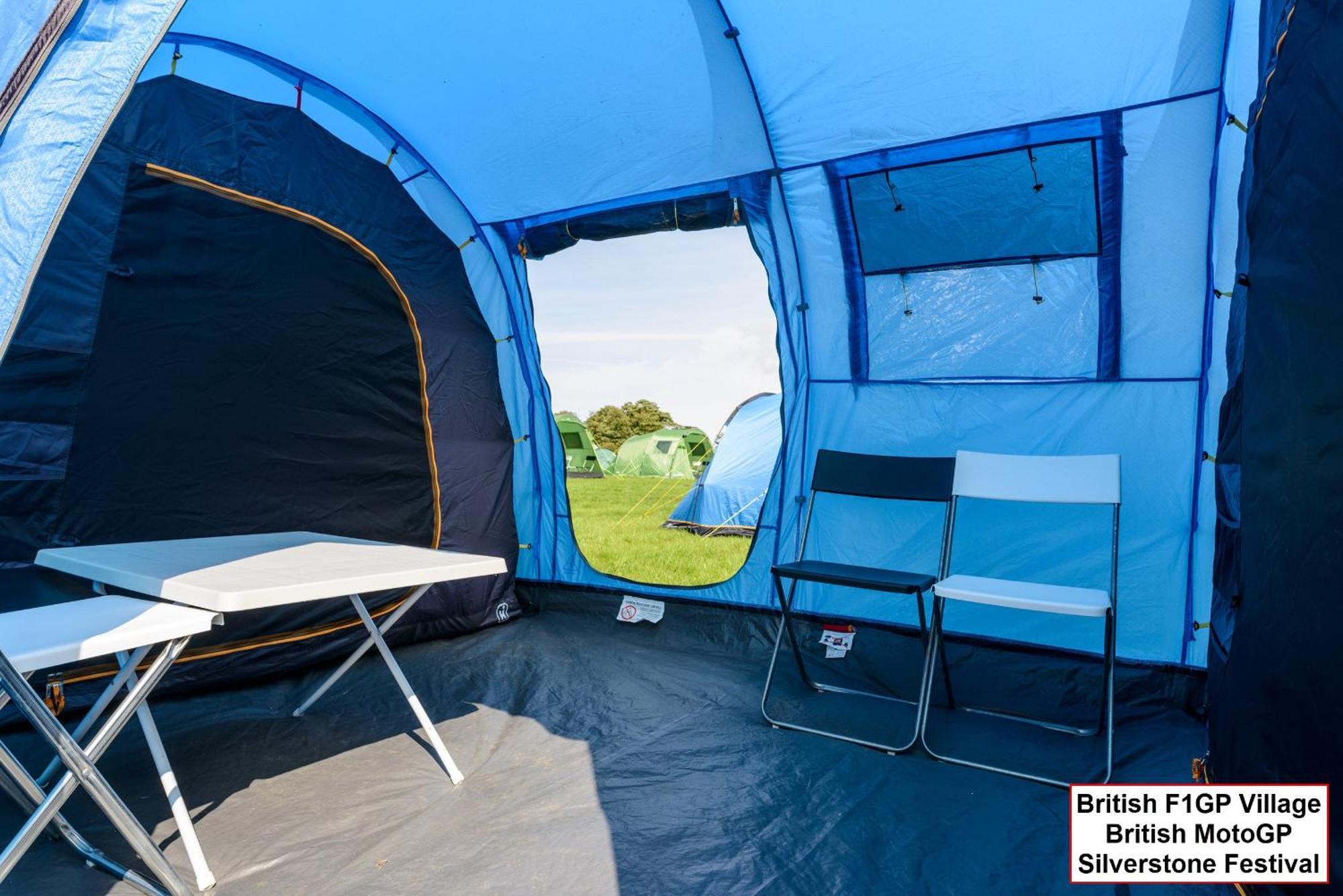 Silverstone Glamping And Pre-Pitched Camping With Intentsgp Room photo
