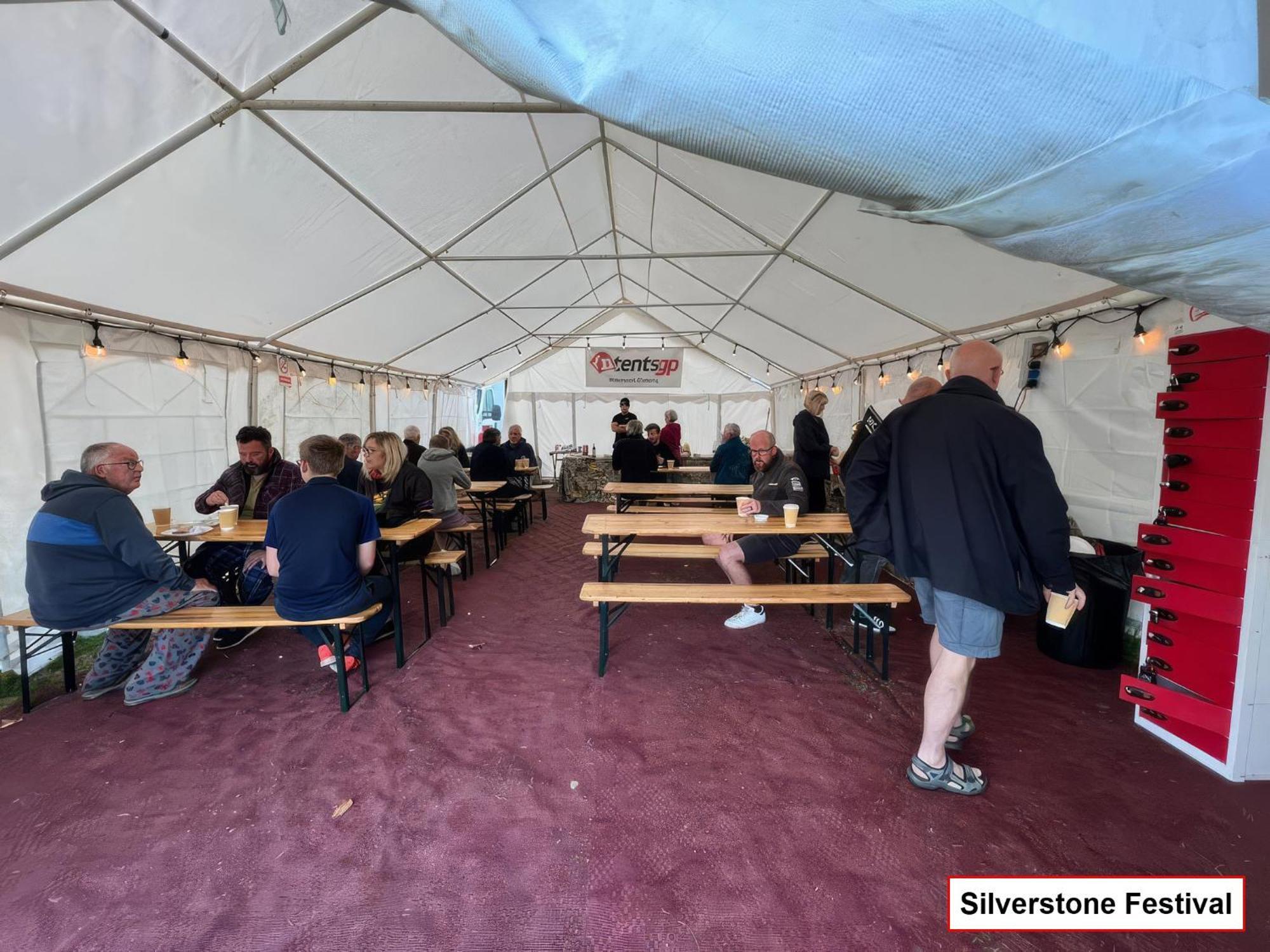 Silverstone Glamping And Pre-Pitched Camping With Intentsgp Exterior photo