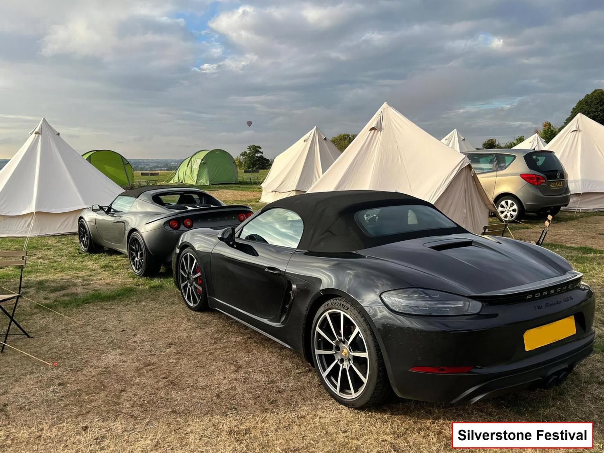 Silverstone Glamping And Pre-Pitched Camping With Intentsgp Exterior photo