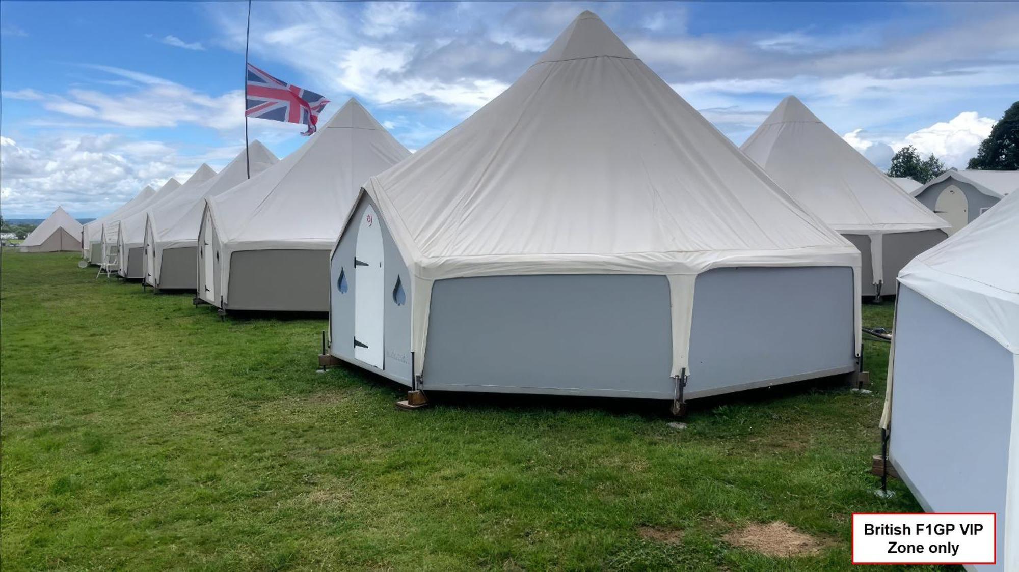 Silverstone Glamping And Pre-Pitched Camping With Intentsgp Exterior photo